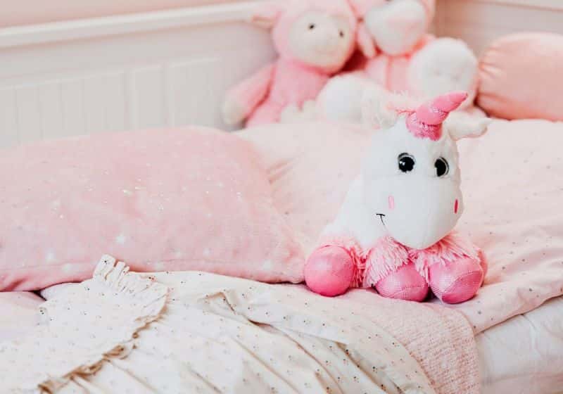 personagens animados de pelúcia